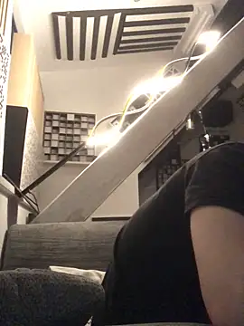 Spielzeugtwink online show from May 2026 09:34:01 PM