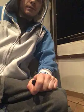 Spielzeugtwink online show from April 2026 09:53:01 PM