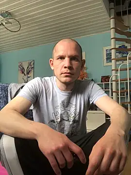 Spielzeugtwink online show from May 2026 02:54:02 PM
