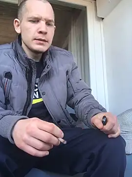 Spielzeugtwink online show from April 2026 12:51:01 PM