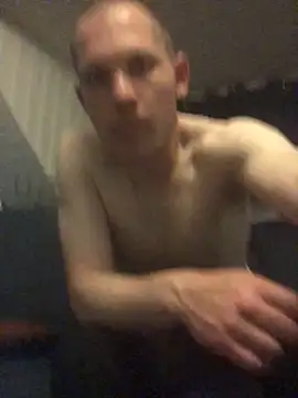 Spielzeugtwink online show from May 2026 09:22:02 PM