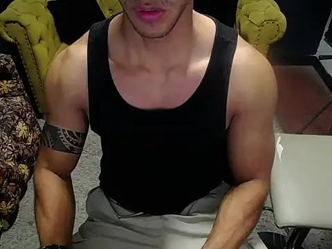 Snapshot of tayler_luke chatting on December 2025 01:08:02 AM tayler luke online show from December 2025 01:08:02 AM