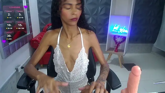 becky lynch 102 online show from February 2026 05:46:02 PM