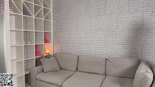 KissYourTessa online show from June 2026 02:17:01 AM
