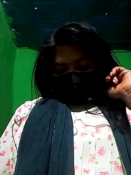 Small girls online show from November 2025 05:24:02 PM