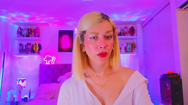 MadamBarbiee online show from February 2026 10:20:01 PM