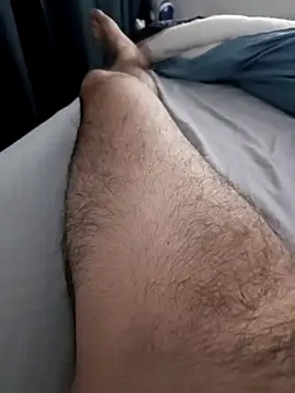 wildandfreeee28 online show from November 2025 03:51:02 AM