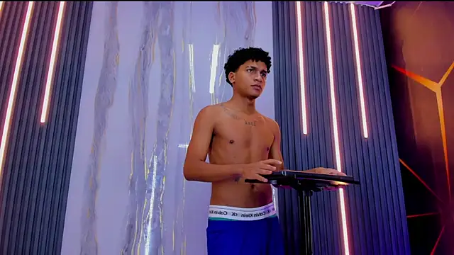 Erotick Men online show from November 2025 08:35:02 AM