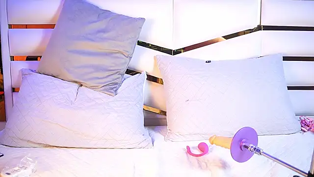 Snapshot of luciana_agudelo chatting on February 2026 07:25:01 PM luciana agudelo online show from February 2026 07:25:01 PM