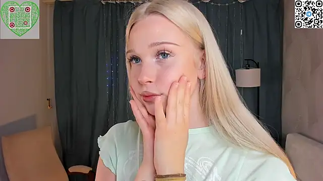 CherrylHolme online show from April 2026 08:56:01 PM