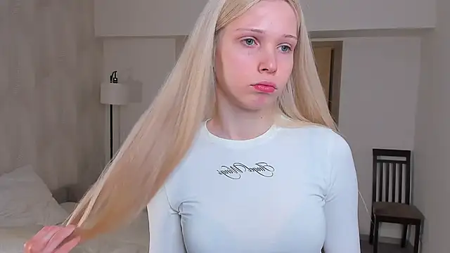 CherrylHolme online show from February 2026 08:41:01 PM