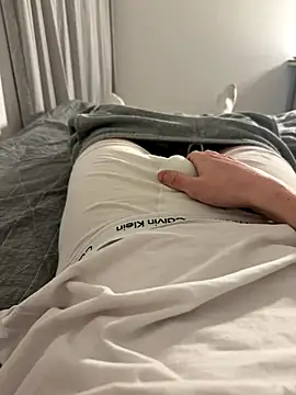 TwinkiStar05 online show from November 2025 07:36:03 PM