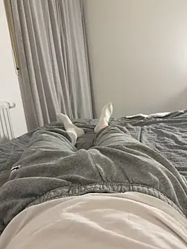 TwinkiStar05 online show from November 2025 08:09:02 PM