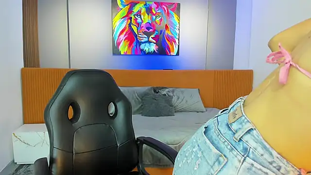 princess bigboobs19 online show from November 2025 06:30:01 PM