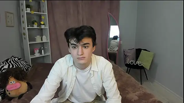 Snapshot of kevinhunter_ chatting on November 2025 04:50:02 PM kevinhunter online show from November 2025 04:50:02 PM