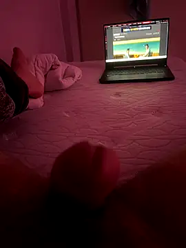 Snapshot of darknebula80 chatting on December 2025 09:53:01 PM darknebula80 online show from December 2025 09:53:01 PM