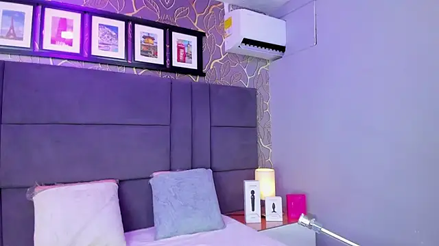 monserrat cutte online show from December 2025 03:52:02 AM