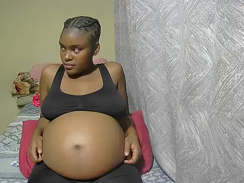 PregiiCaramellxx online show from November 2025 08:09:01 PM