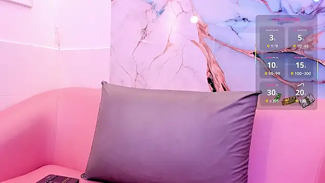 Snapshot of violeta_vins chatting on November 2025 01:23:02 PM violeta vins online show from November 2025 01:23:02 PM