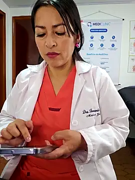 JustSamantha  online show from February 2026 01:02:01 PM