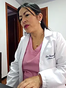 JustSamantha  online show from December 2025 12:09:02 PM