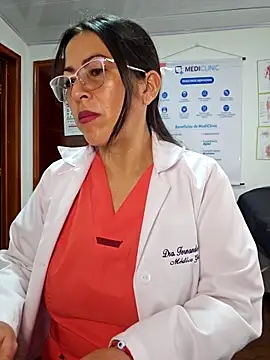 JustSamantha  online show from February 2026 12:57:01 PM