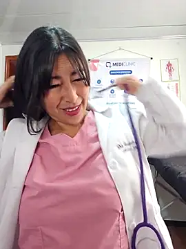 JustSamantha  online show from February 2026 01:08:01 PM