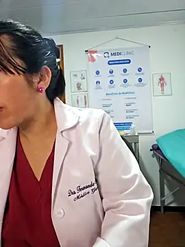 JustSamantha  online show from March 2026 12:33:02 PM