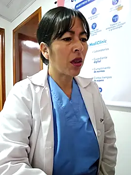 JustSamantha  online show from April 2026 11:15:01 AM