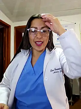 JustSamantha  online show from February 2026 12:23:01 PM