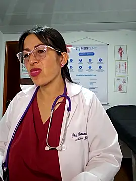 JustSamantha  online show from February 2026 12:04:01 PM