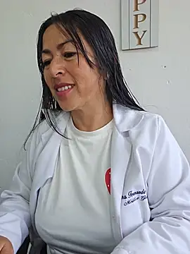 JustSamantha  online show from May 2026 01:17:02 PM