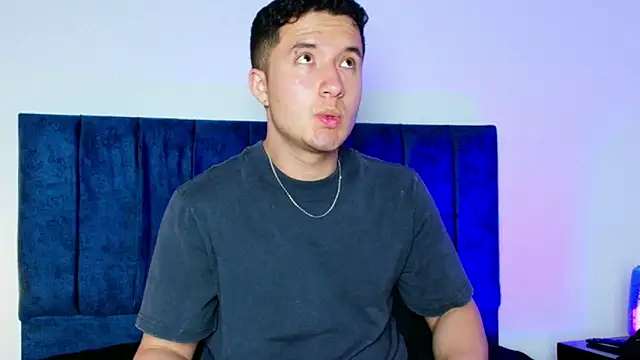 Ethan-Connor online show from December 2025 08:52:01 PM