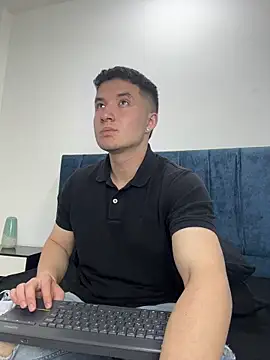 Ethan-Connor online show from November 2025 08:42:01 PM