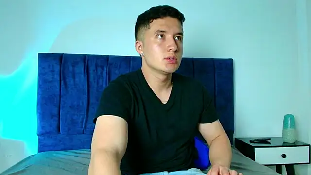 Ethan-Connor online show from November 2025 08:53:02 PM