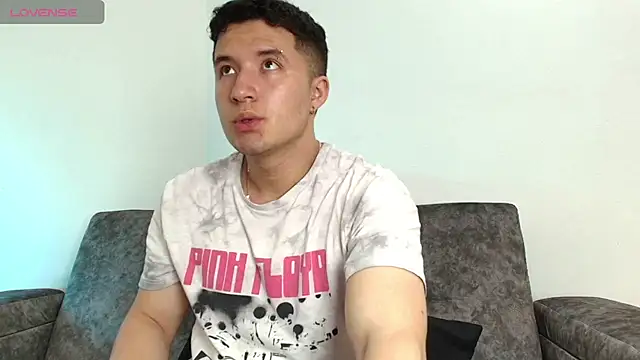 Ethan-Connor online show from December 2025 08:53:02 PM