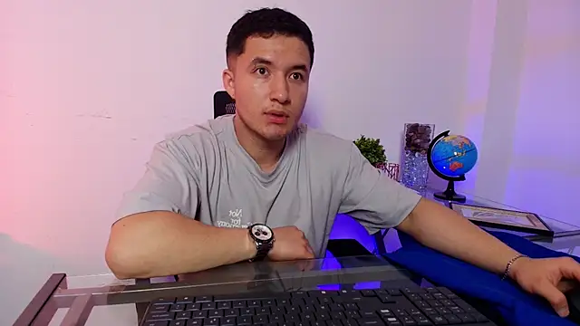 Ethan-Connor online show from January 2026 12:31:02 PM