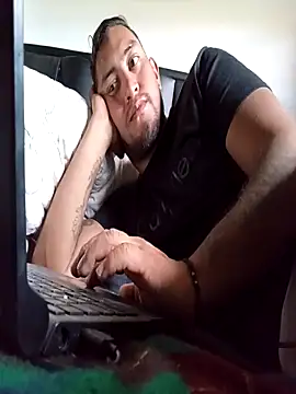 Minnie2013Mickey online show from December 2025 07:16:02 PM