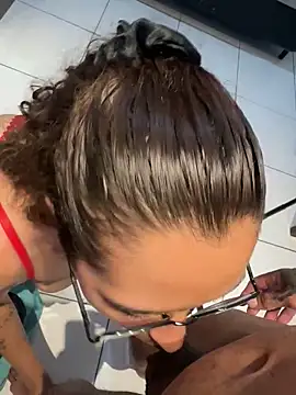 CasalBris4 online show from February 2026 12:43:02 AM