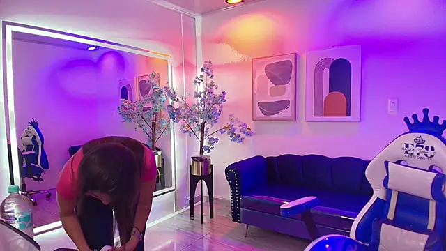 Alissa ricek online show from February 2026 11:19:01 AM