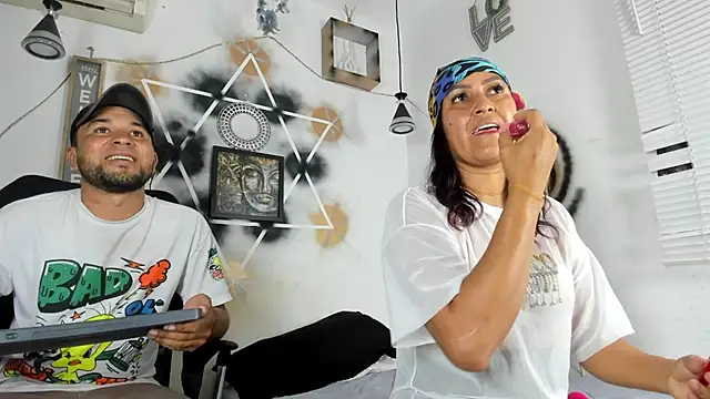 StephaniaAndRandy online show from November 2025 05:46:01 PM