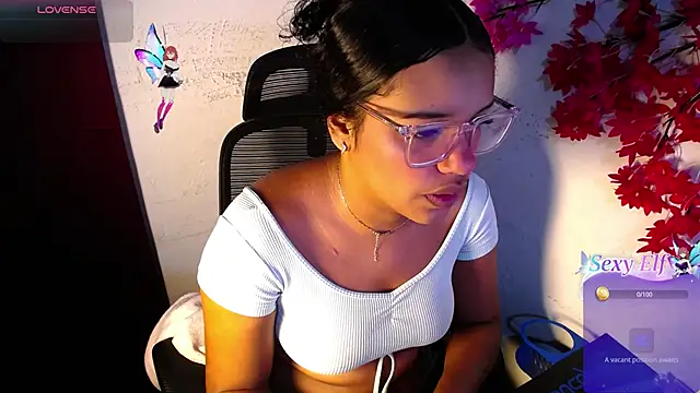 chleo rosse online show from April 2026 04:47:01 PM