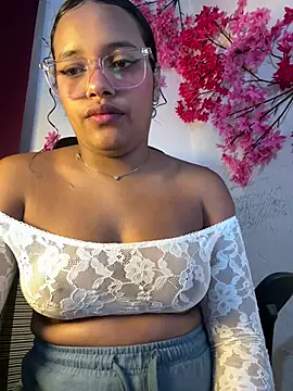 chleo rosse online show from April 2026 04:13:01 PM