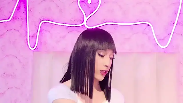 Atenea Mendoza online show from February 2026 07:24:02 PM