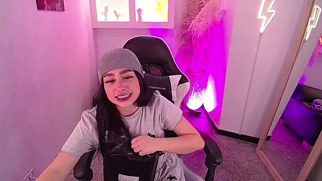 vallolett online show from February 2026 11:13:02 PM