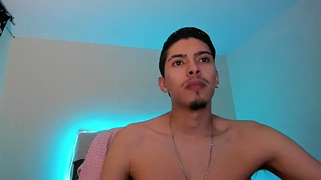 Snapshot of stanandrose_ chatting on April 2026 03:46:02 AM stanandrose online show from April 2026 03:46:02 AM