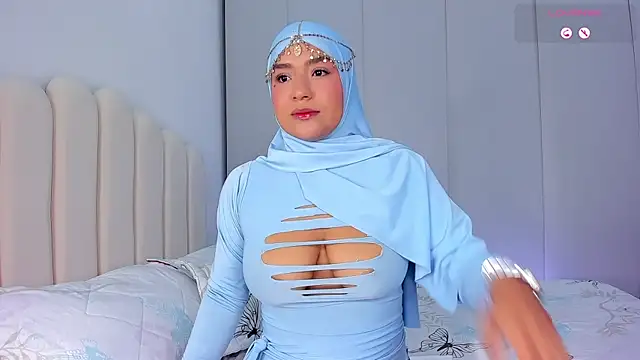 Amira-Zahra online show from April 2026 10:09:02 AM