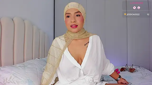 Amira-Zahra online show from March 2026 10:15:01 AM