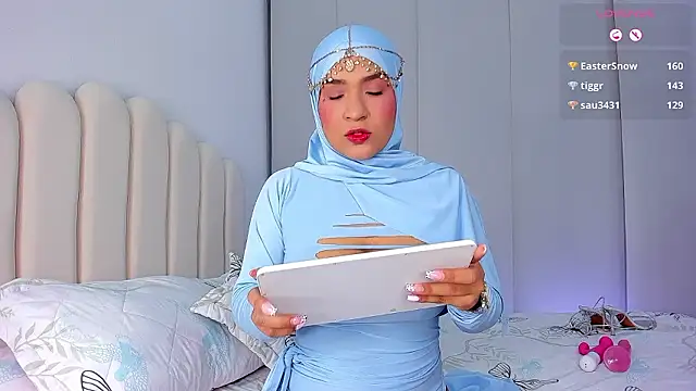 Amira-Zahra online show from April 2026 10:05:02 AM