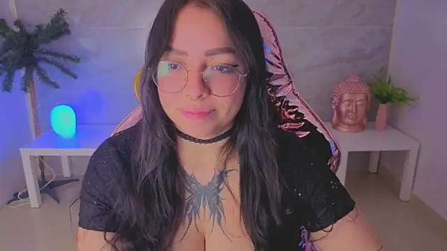 lexie s online show from May 2026 03:22:01 AM